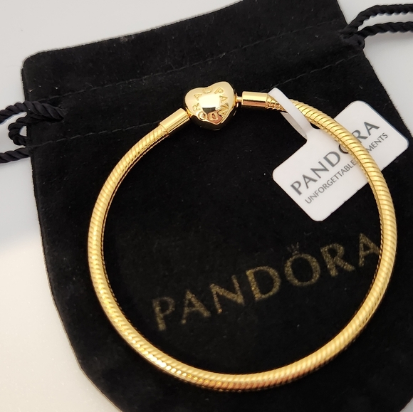 Pandora Moments 14k Golden Plated Snake Chain Charm Bracelet For Women's 7.1 in - Picture 4 of 5